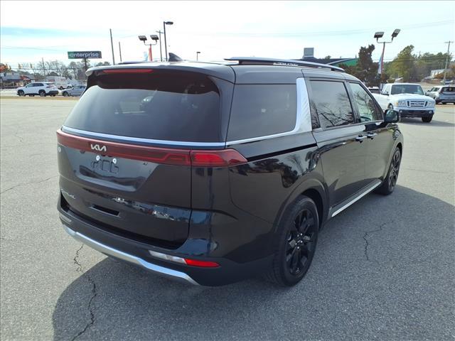 used 2022 Kia Carnival car, priced at $30,302