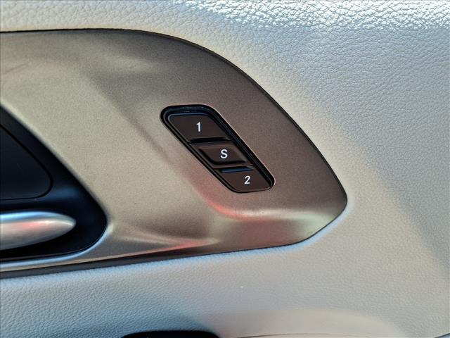 used 2024 Chrysler Pacifica car, priced at $27,588
