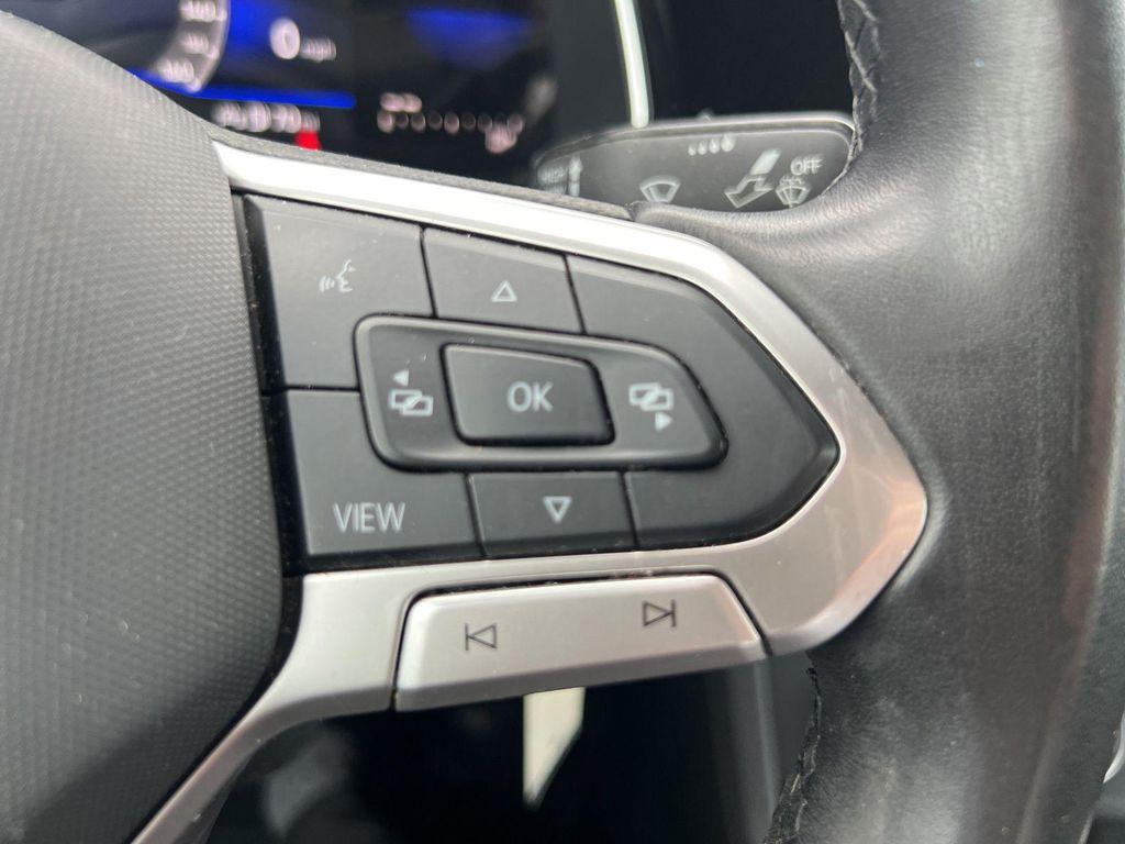 used 2023 Volkswagen Jetta car