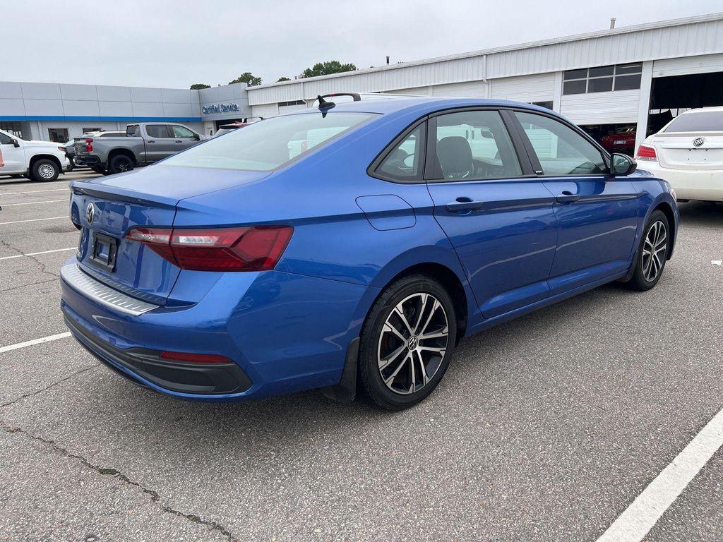 used 2023 Volkswagen Jetta car