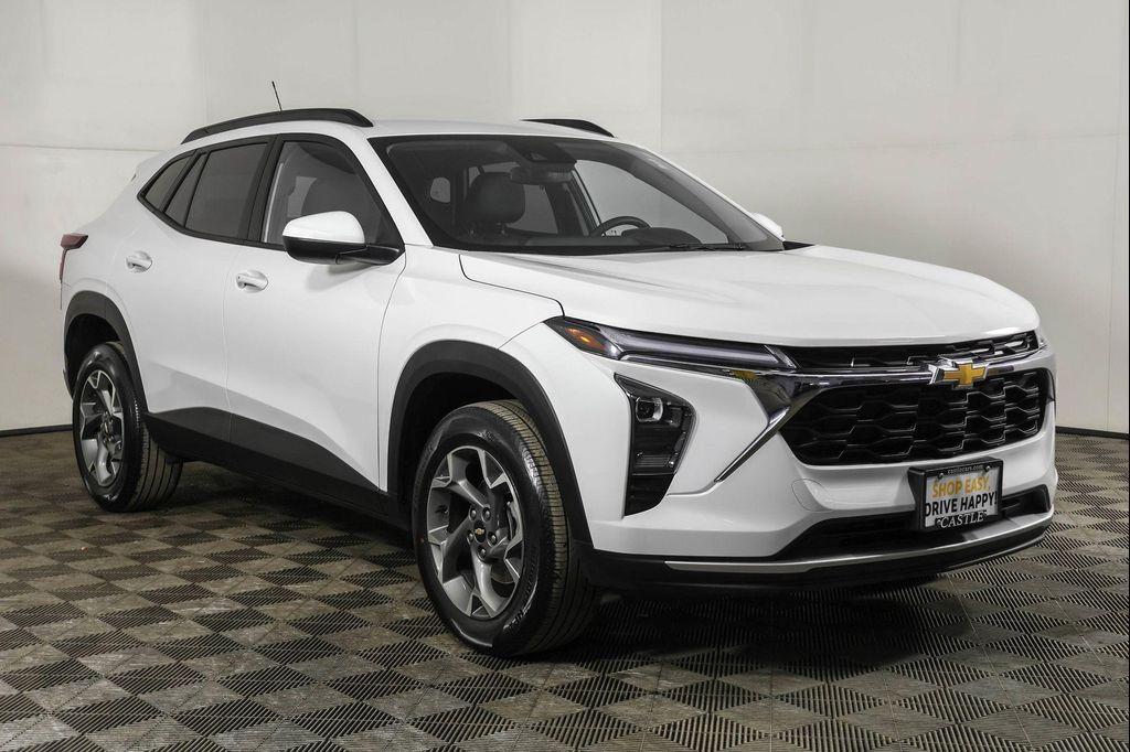 used 2024 Chevrolet Trax car, priced at $20,477