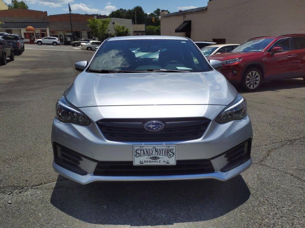 2021 Ice Silver Metallic Subaru Impreza