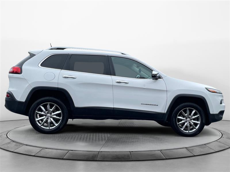 used 2018 Jeep Cherokee car, priced at $13,999