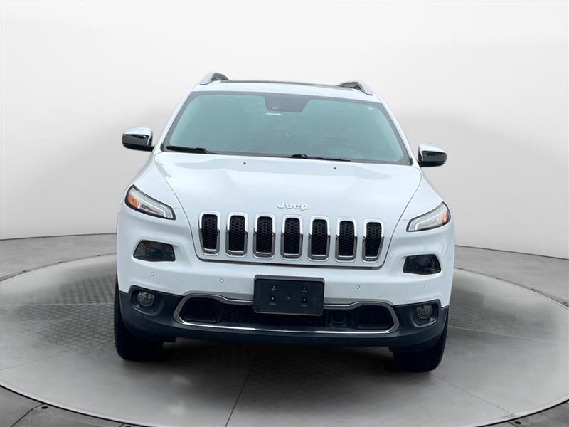 used 2018 Jeep Cherokee car, priced at $13,999