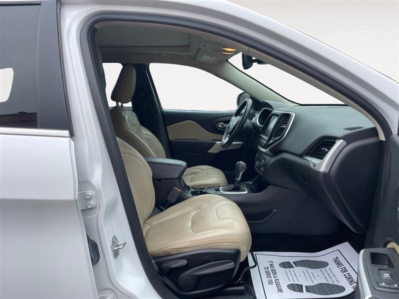 used 2018 Jeep Cherokee car, priced at $13,999