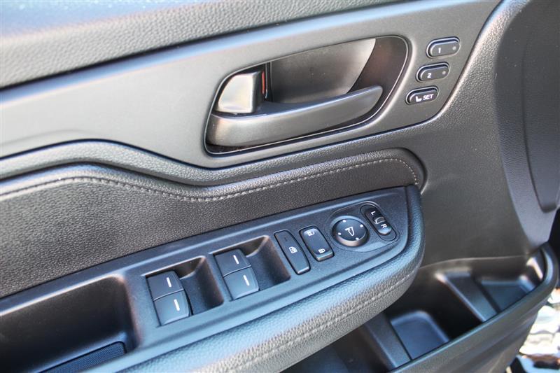 used 2022 Honda Odyssey car, priced at $24,999