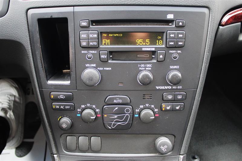 used 2004 Volvo XC70 car, priced at $5,495