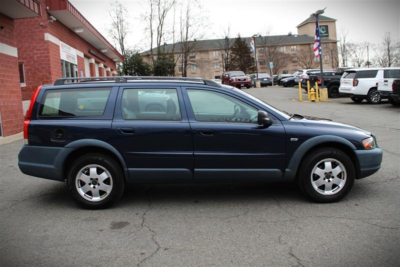 used 2004 Volvo XC70 car, priced at $5,495