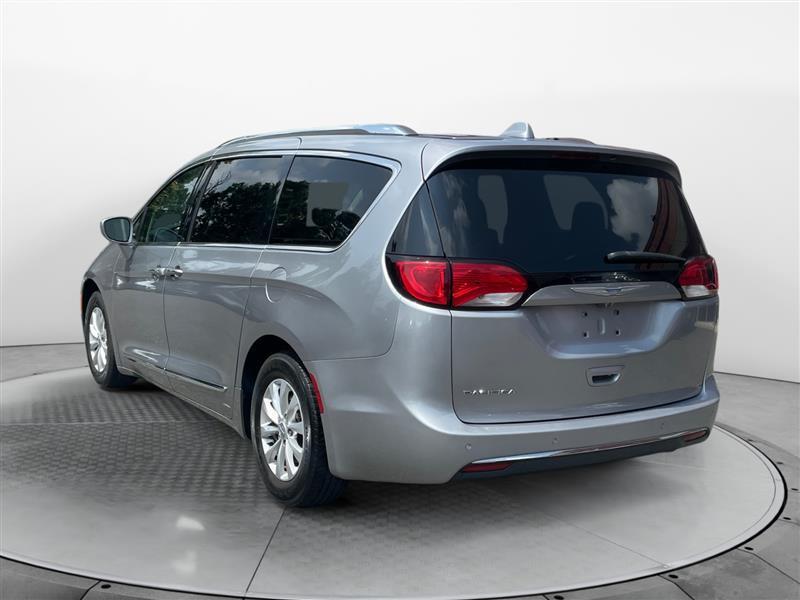 used 2018 Chrysler Pacifica car, priced at $14,990