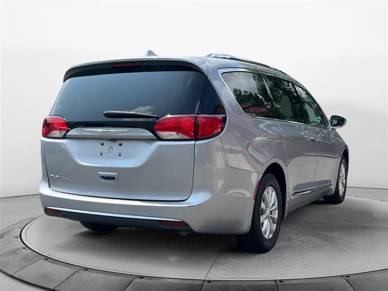 used 2018 Chrysler Pacifica car, priced at $14,990