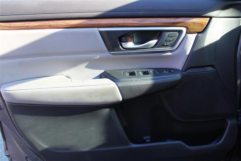 used 2017 Honda CR-V car, priced at $13,999