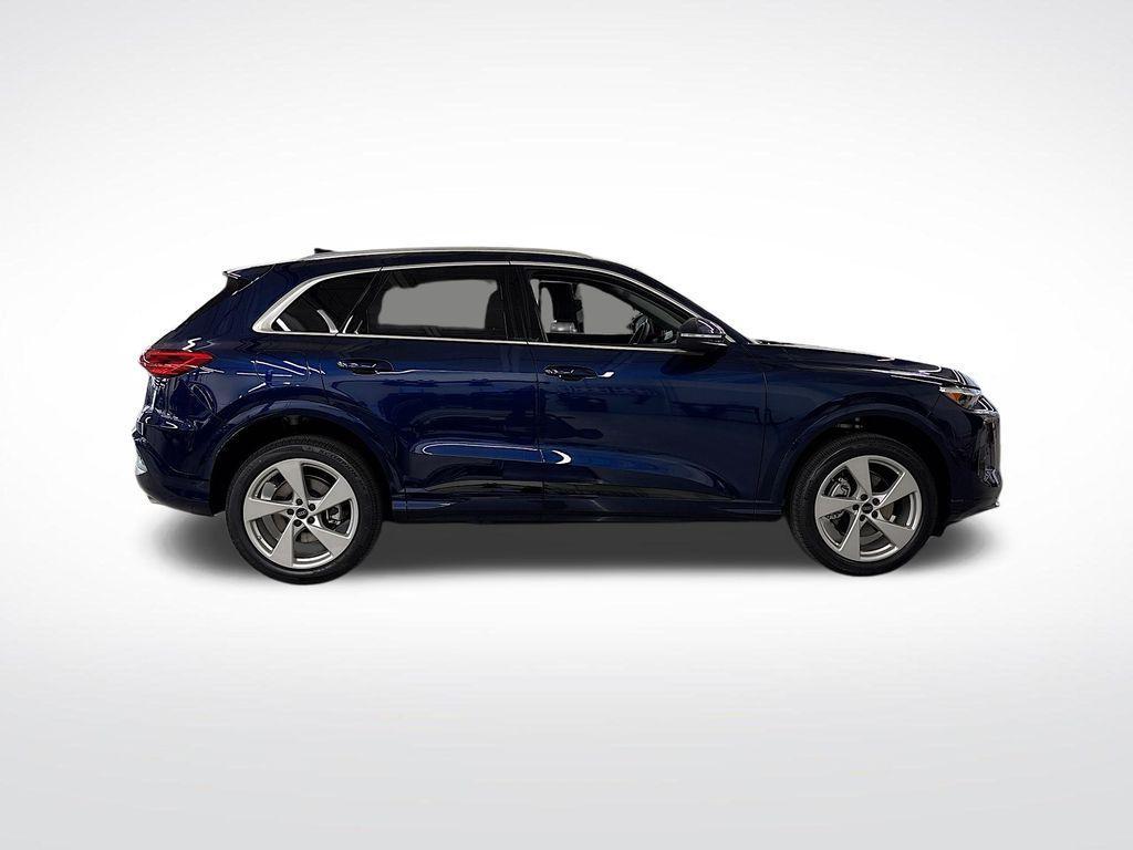 new 2025 Audi Q5 car, priced at $55,900