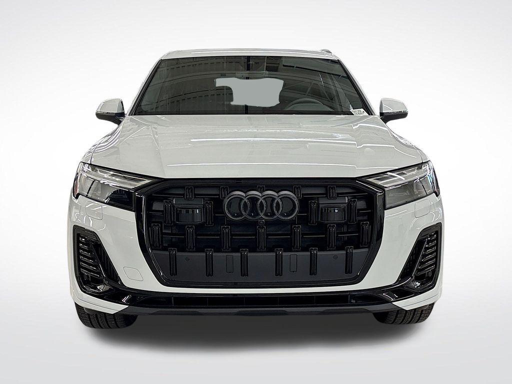 new 2026 Audi Q7 car, priced at $78,140
