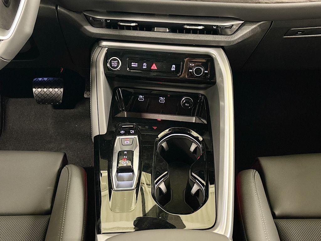 new 2025 Audi Q5 car, priced at $58,950