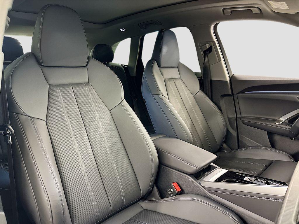 new 2025 Audi Q5 car, priced at $58,950