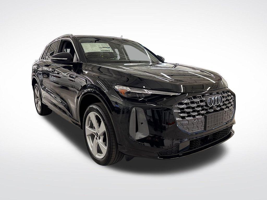 new 2025 Audi Q5 car, priced at $55,900