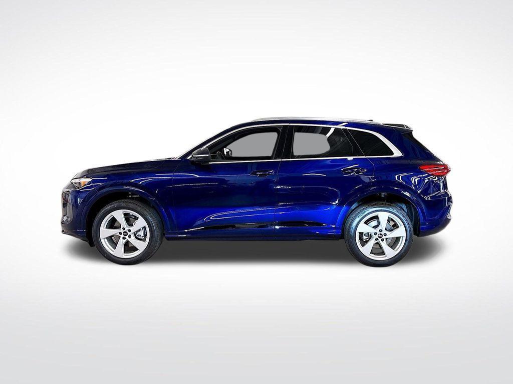 new 2025 Audi Q5 car, priced at $55,900