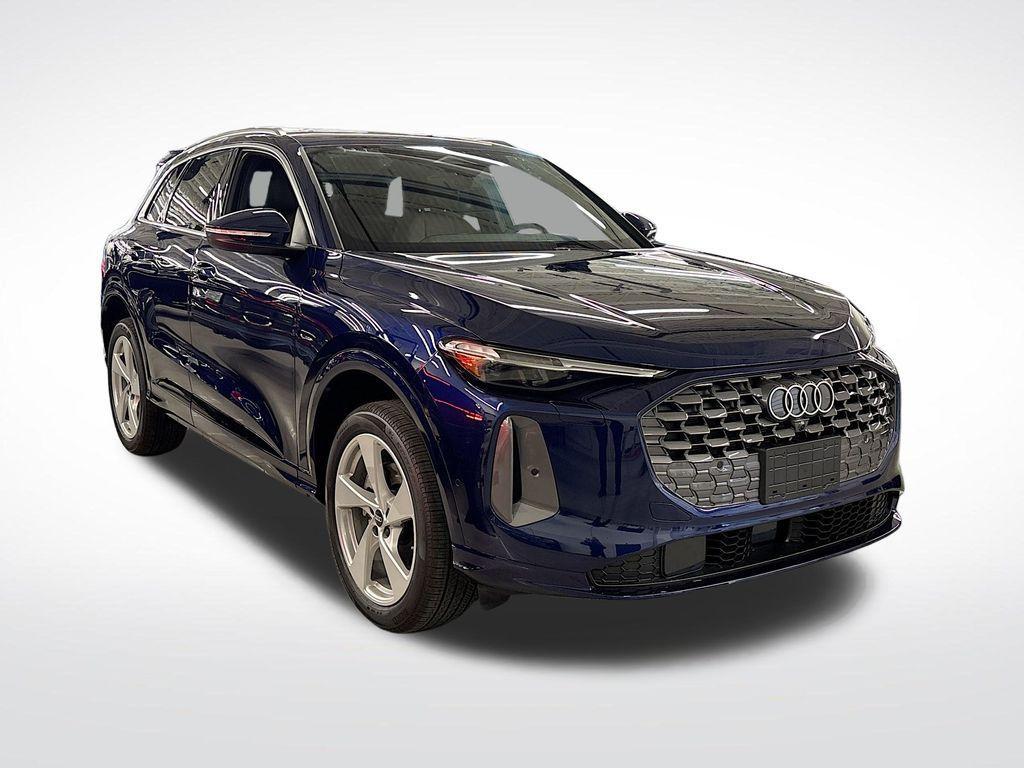 new 2025 Audi Q5 car, priced at $55,900