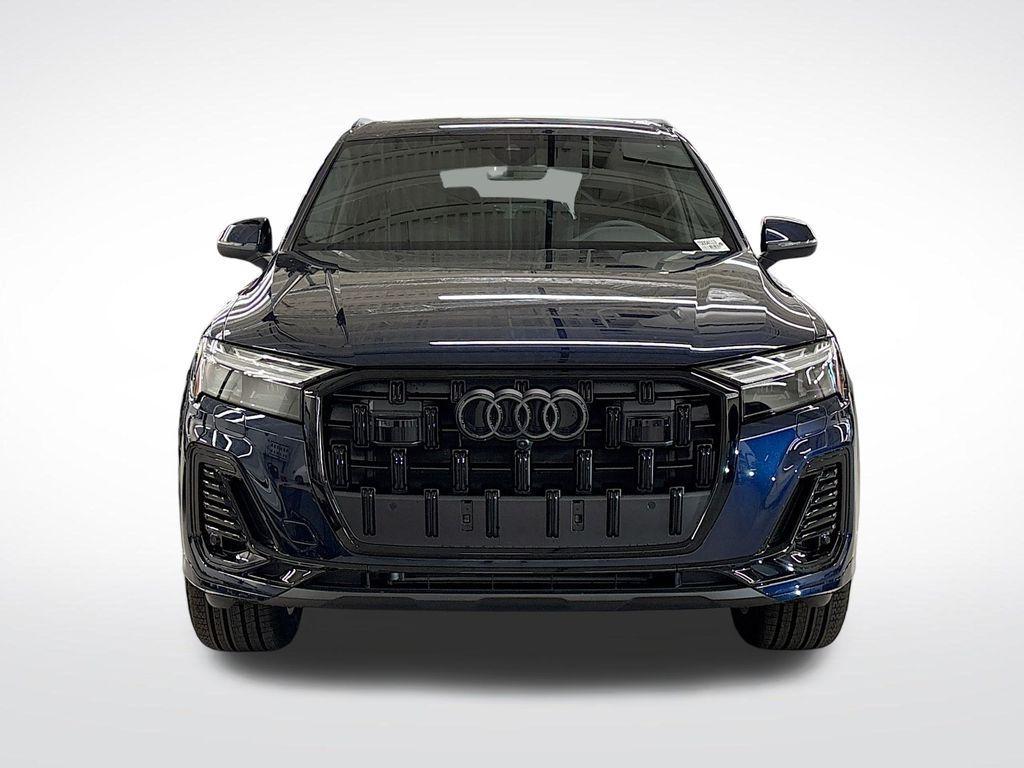 new 2026 Audi Q7 car, priced at $67,410