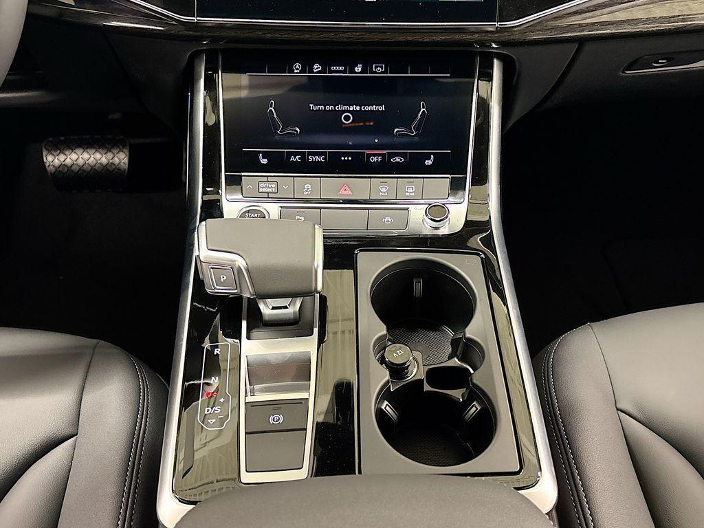 new 2026 Audi Q7 car, priced at $67,410