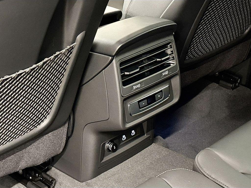 new 2026 Audi Q7 car, priced at $67,260