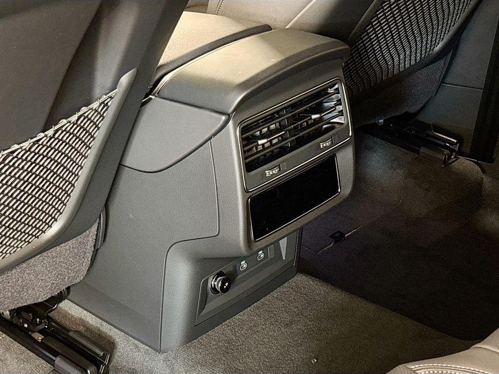 new 2025 Audi Q8 car, priced at $82,555