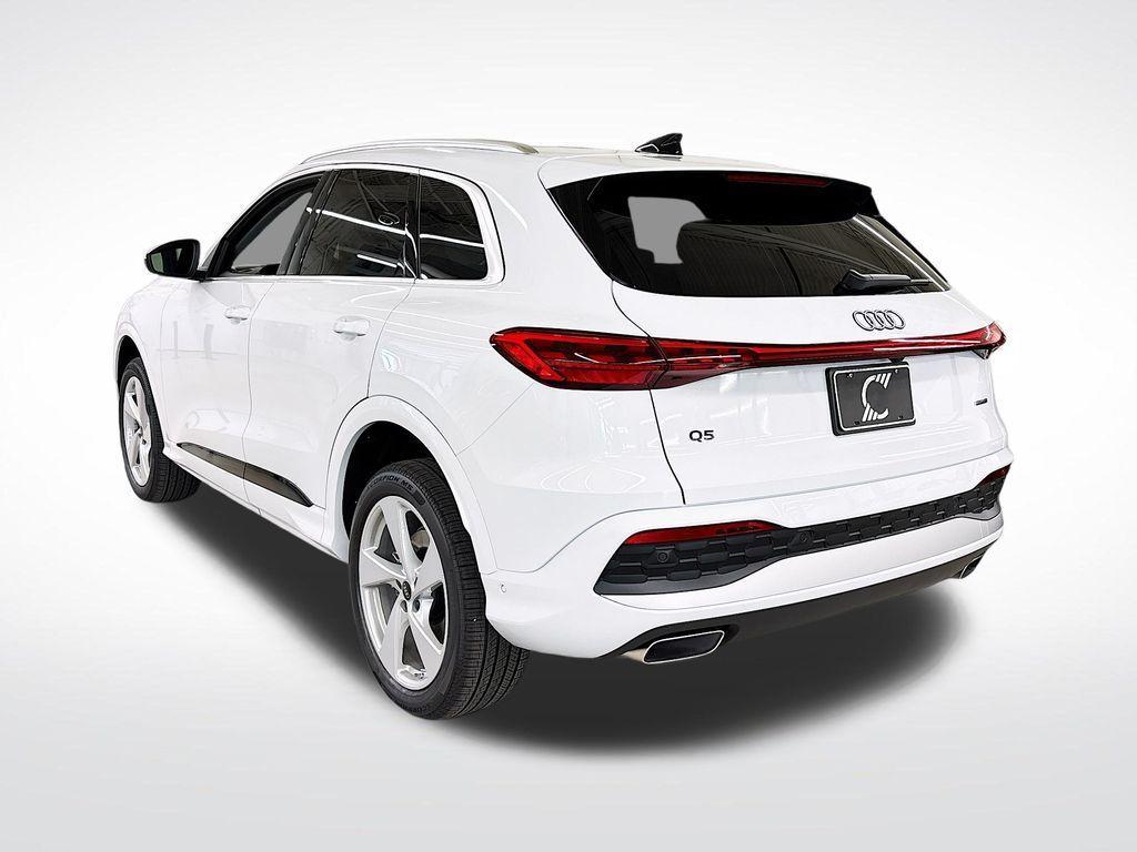 new 2025 Audi Q5 car, priced at $55,900