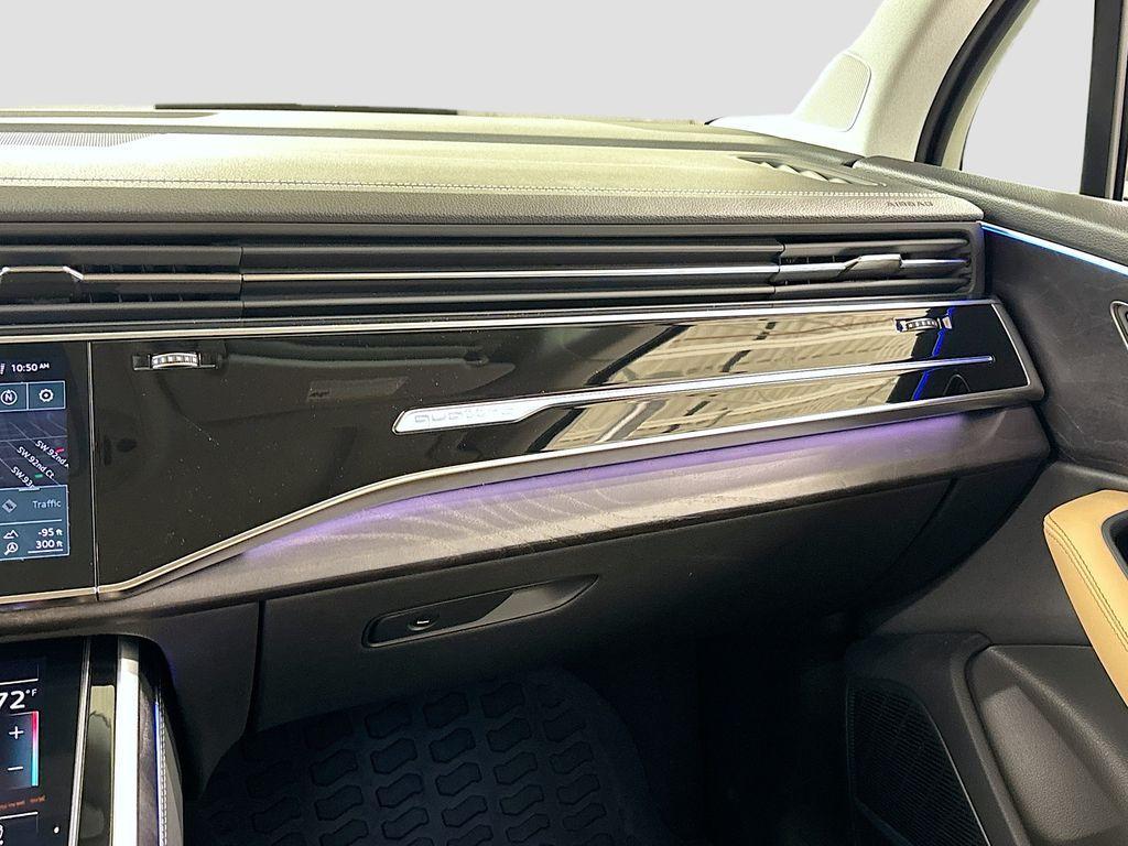 used 2025 Audi Q7 car, priced at $58,900