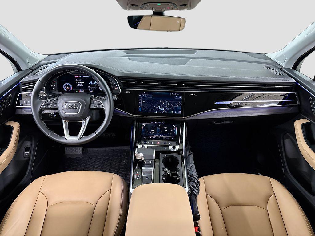 used 2025 Audi Q7 car, priced at $58,900