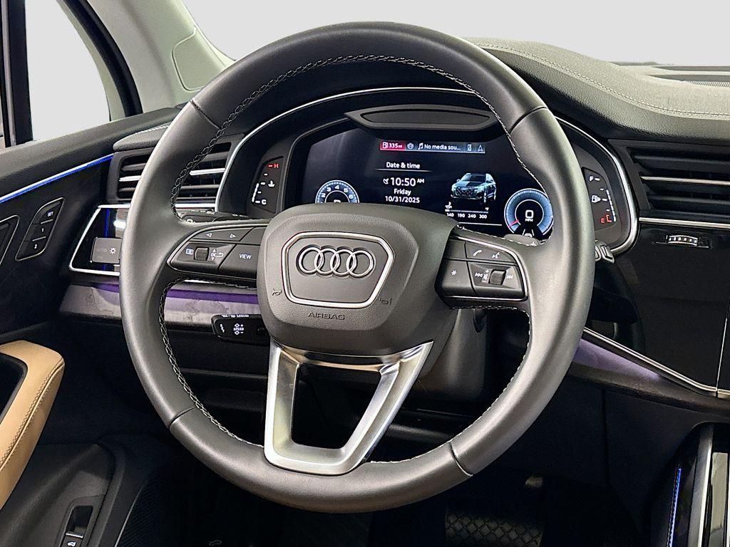 used 2025 Audi Q7 car, priced at $58,900