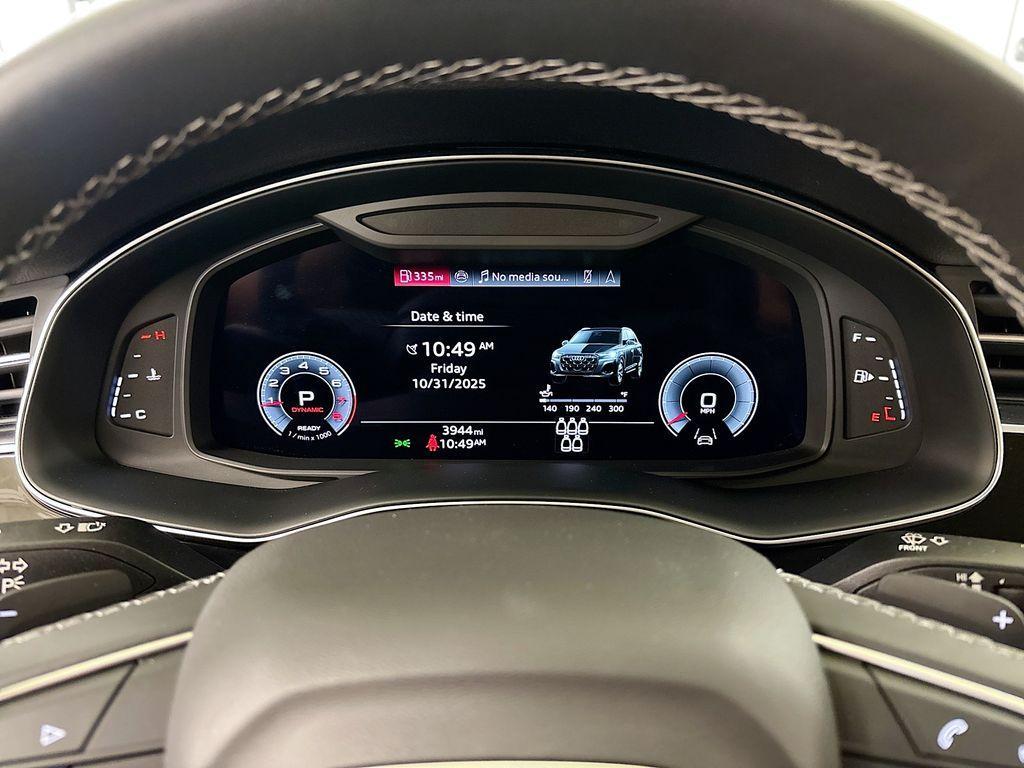 used 2025 Audi Q7 car, priced at $58,900