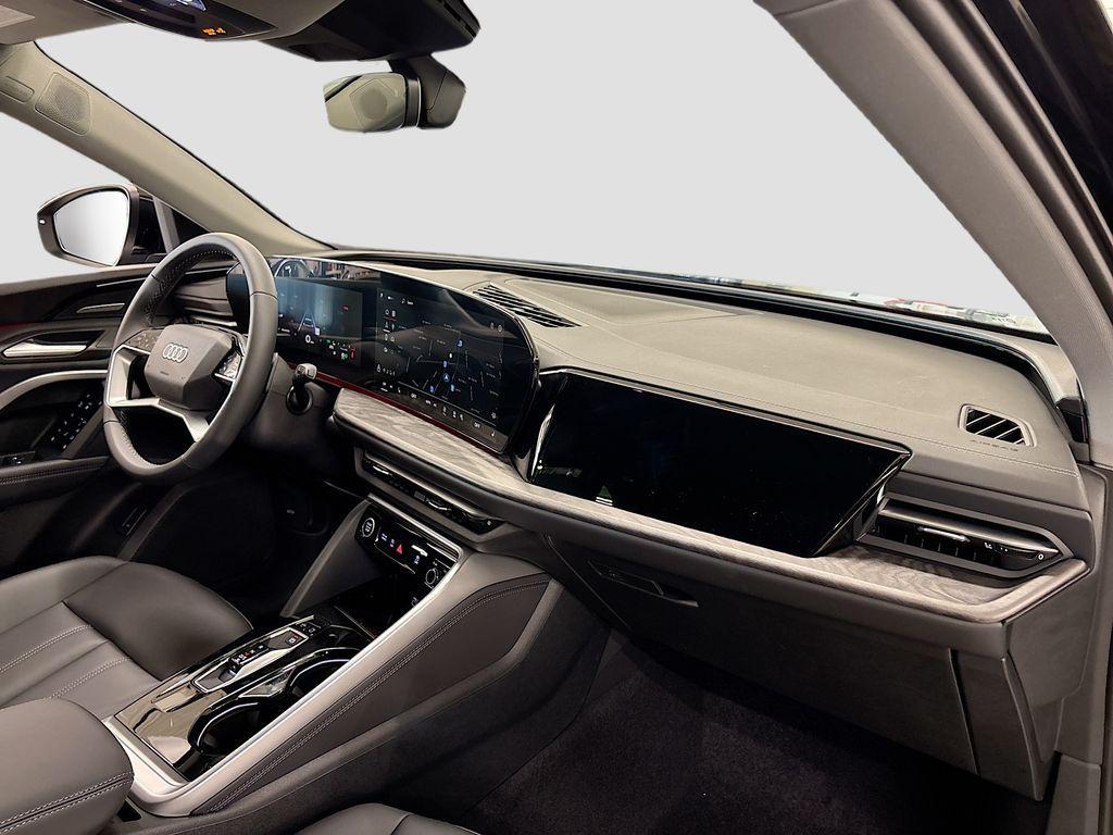 new 2025 Audi Q5 car, priced at $55,900