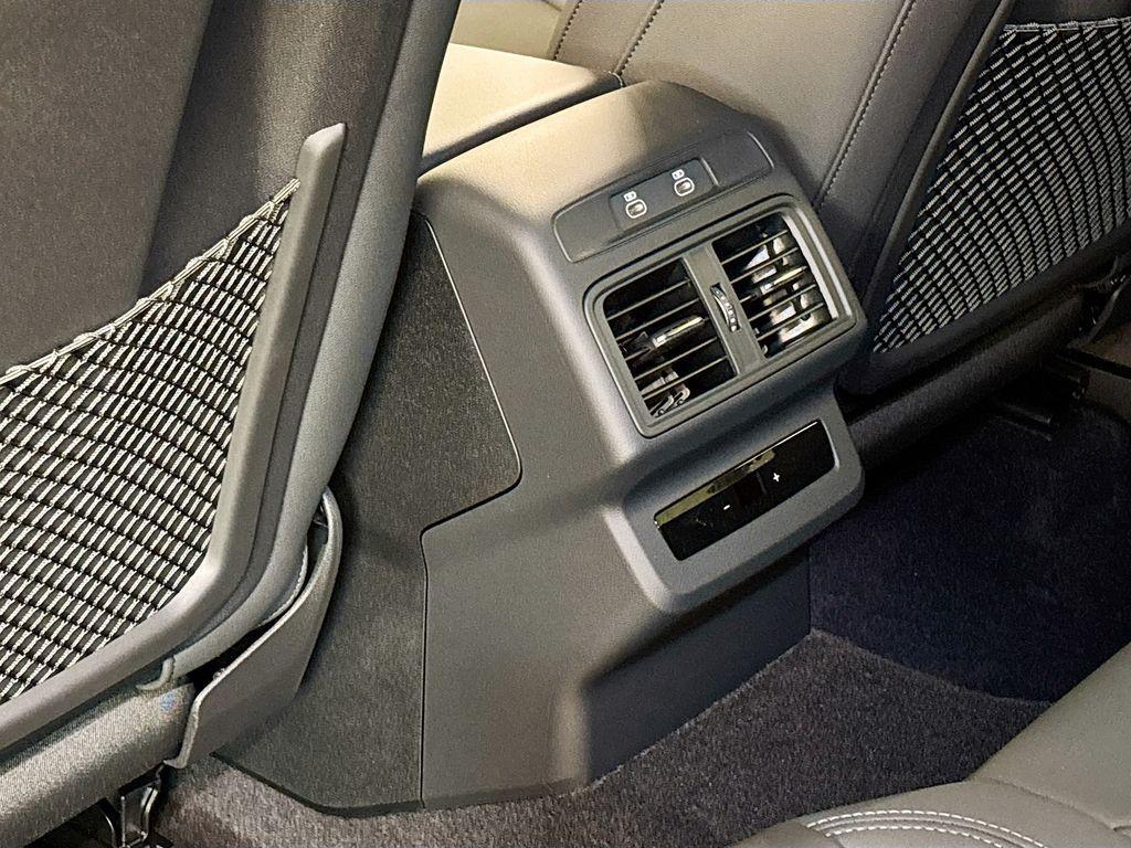 new 2025 Audi Q5 car, priced at $55,900