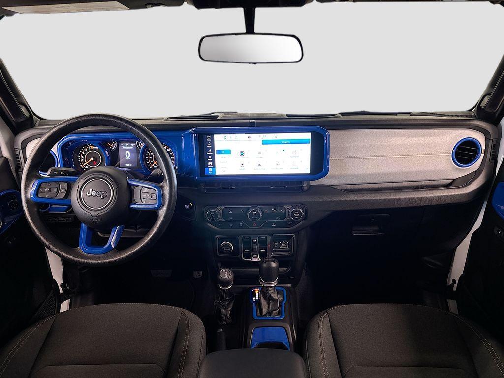 used 2025 Jeep Gladiator car, priced at $38,230