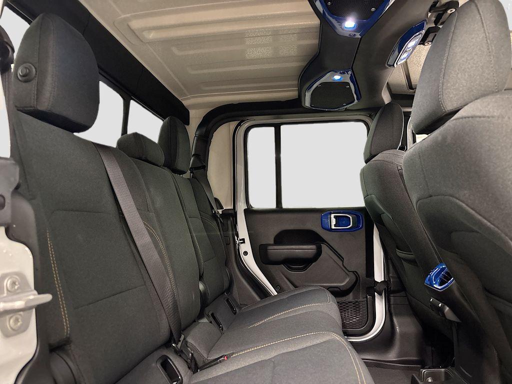 used 2025 Jeep Gladiator car, priced at $38,230