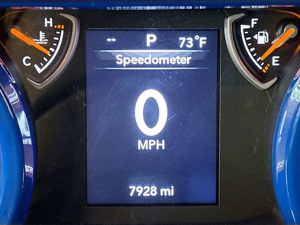 used 2025 Jeep Gladiator car, priced at $38,230