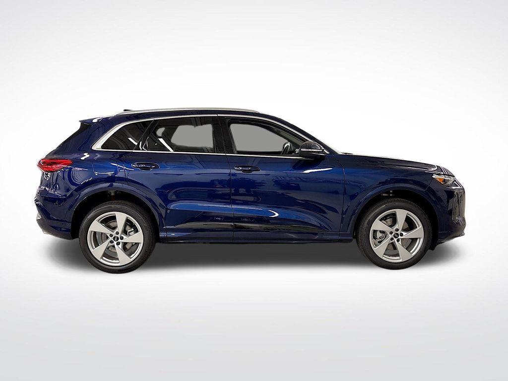 new 2025 Audi Q5 car, priced at $55,900
