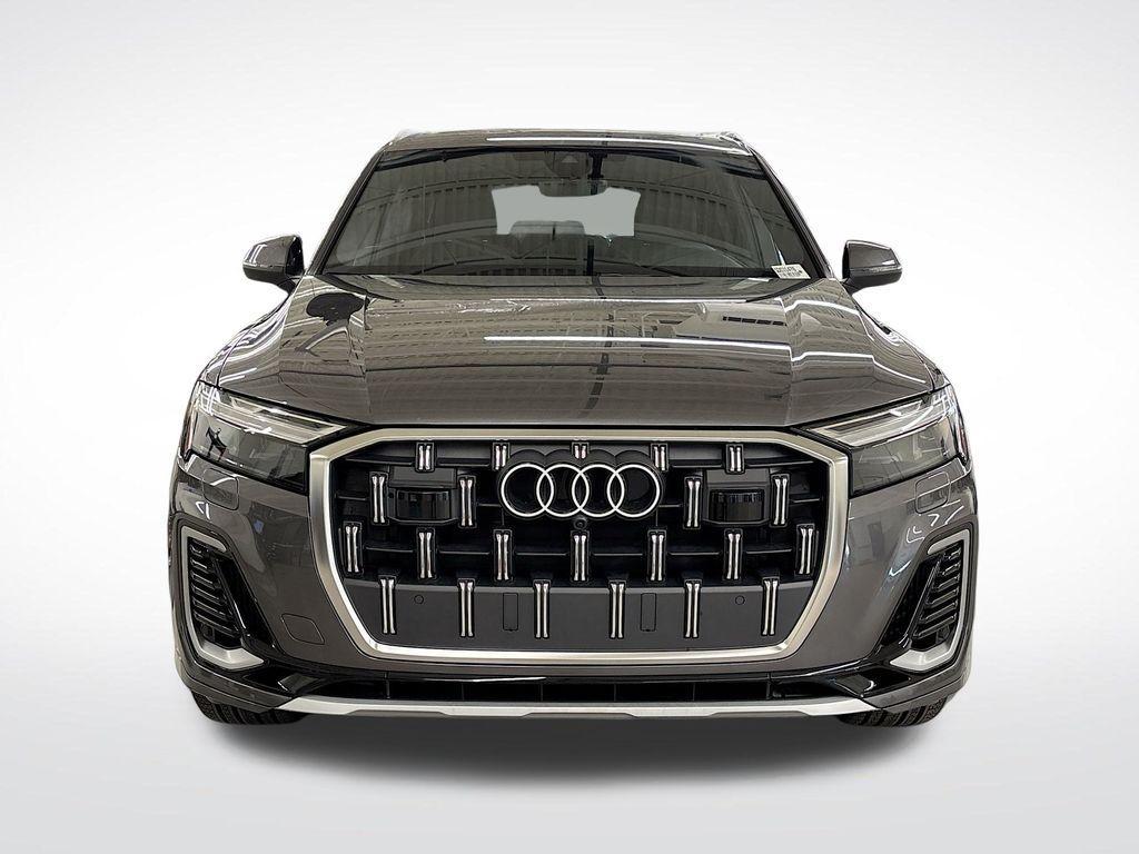 new 2025 Audi Q7 car, priced at $71,850