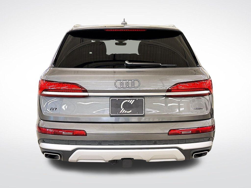 new 2025 Audi Q7 car, priced at $71,850