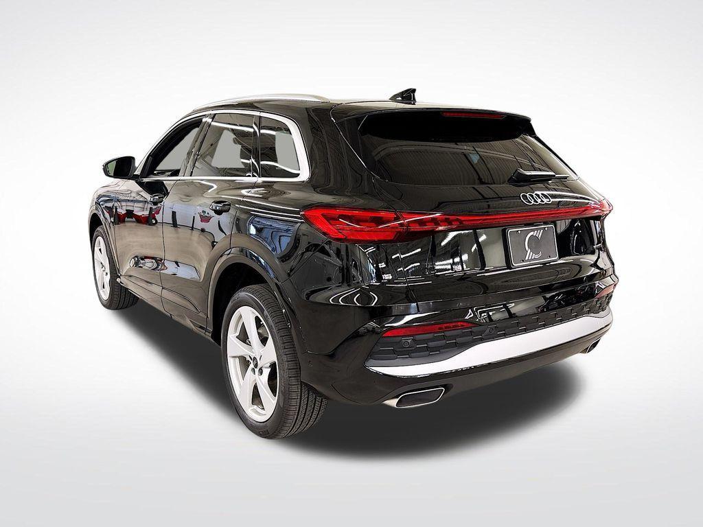 new 2025 Audi Q5 car, priced at $55,900