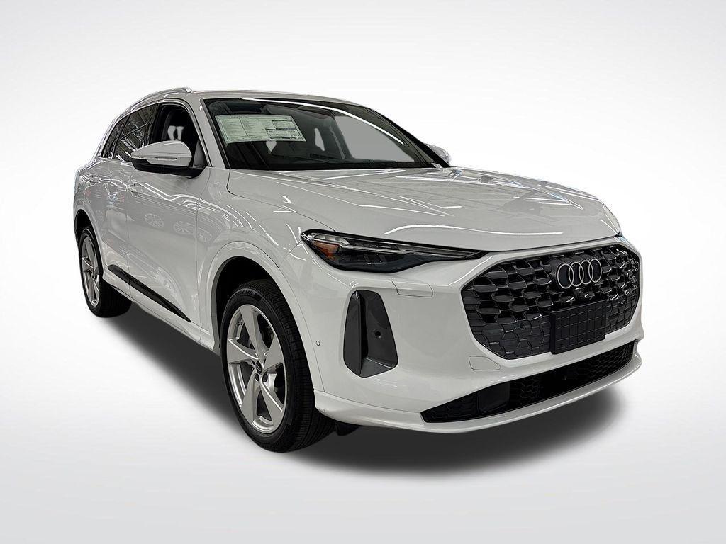 new 2025 Audi Q5 car, priced at $56,850