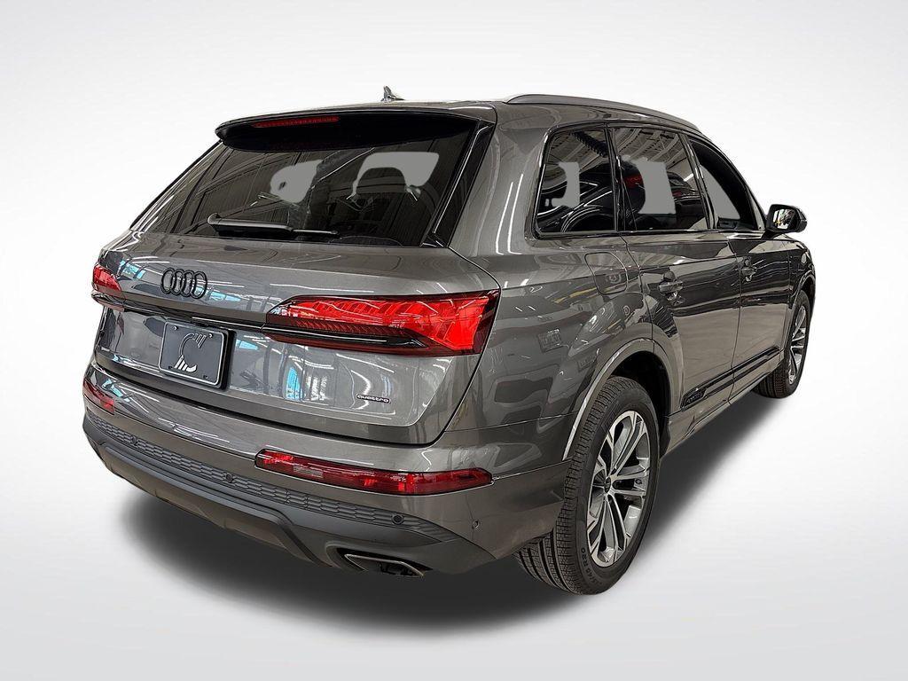 new 2026 Audi Q7 car, priced at $67,260