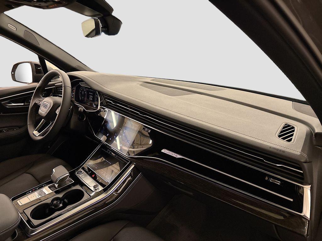 new 2026 Audi Q7 car, priced at $77,390