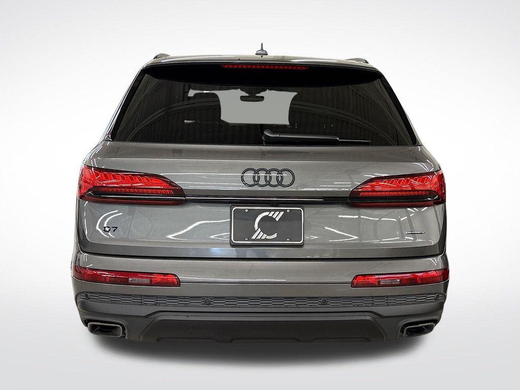 new 2026 Audi Q7 car, priced at $77,390