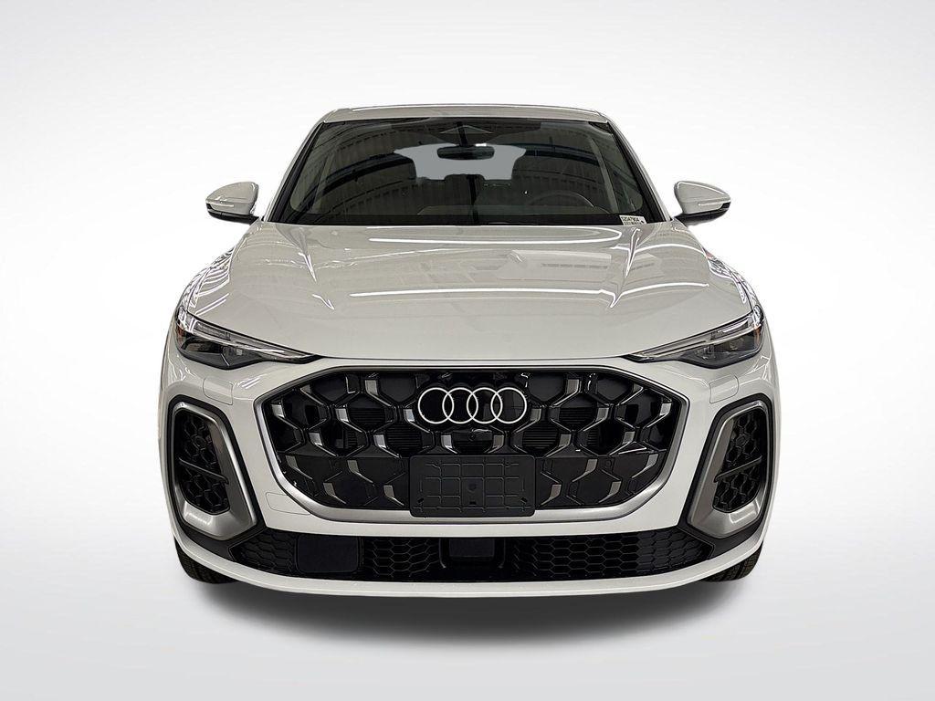 new 2025 Audi Q5 car, priced at $57,675