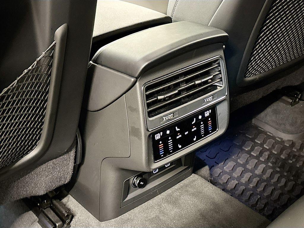 used 2025 Audi Q7 car, priced at $62,970