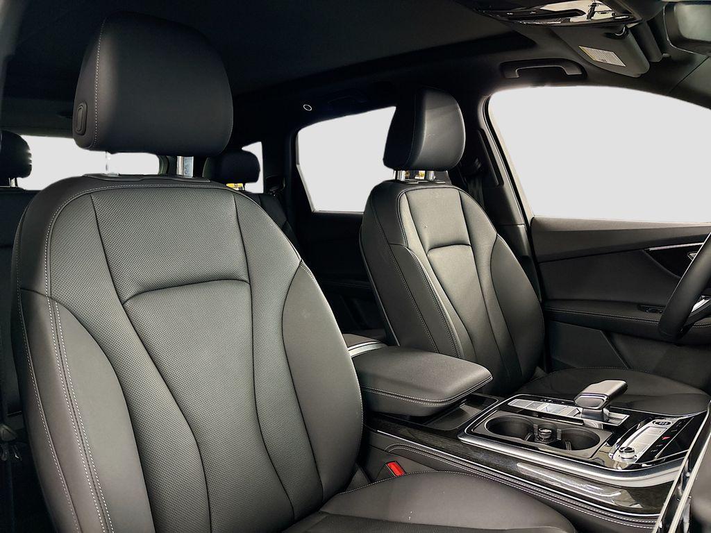 used 2025 Audi Q7 car, priced at $62,970