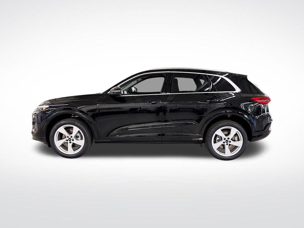 new 2025 Audi Q5 car, priced at $56,850