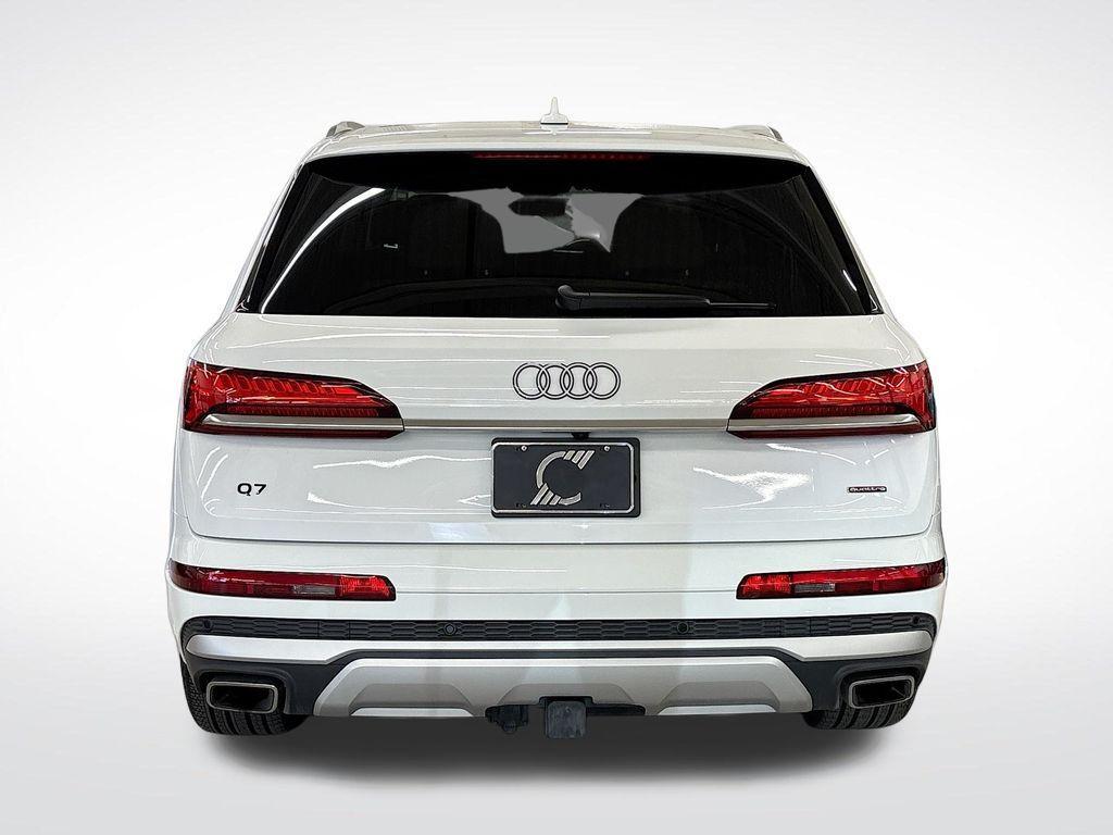 used 2025 Audi Q7 car, priced at $60,370