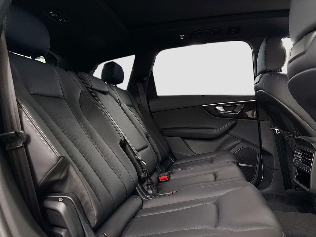 new 2025 Audi Q7 car, priced at $73,960